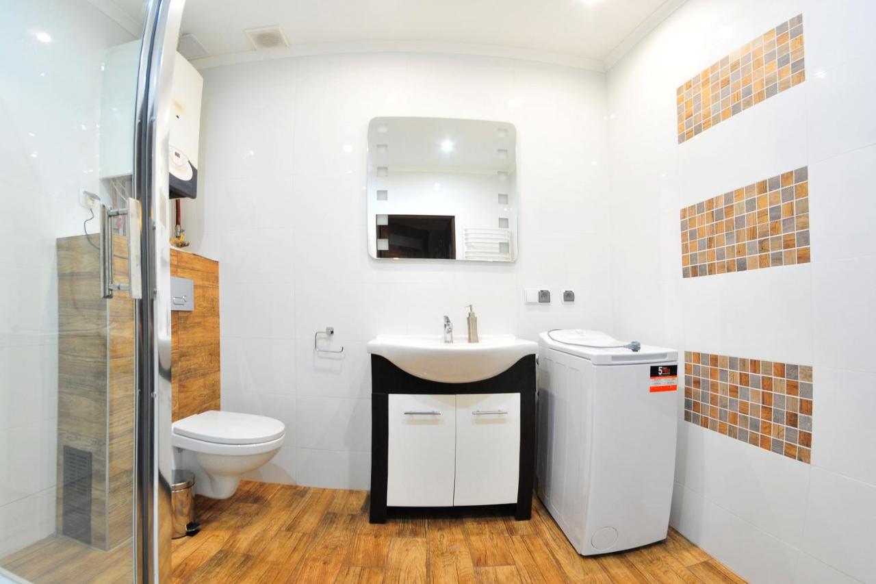 Apartamenty Na Mniszej Przemyśl Exteriör bild