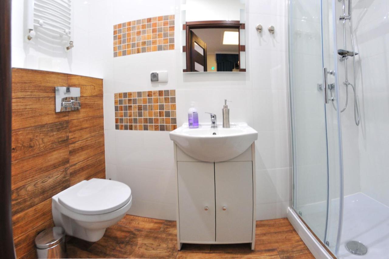 Apartamenty Na Mniszej Przemyśl Exteriör bild