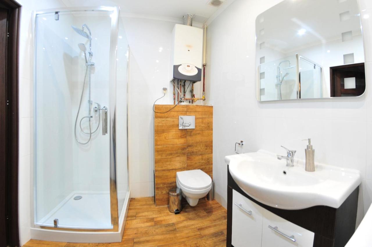Apartamenty Na Mniszej Przemyśl Exteriör bild